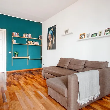 Roncaglia 25, 4 Guests And Balcony Lejlighed