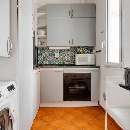 Roncaglia 25, 4 Guests And Balcony Milano