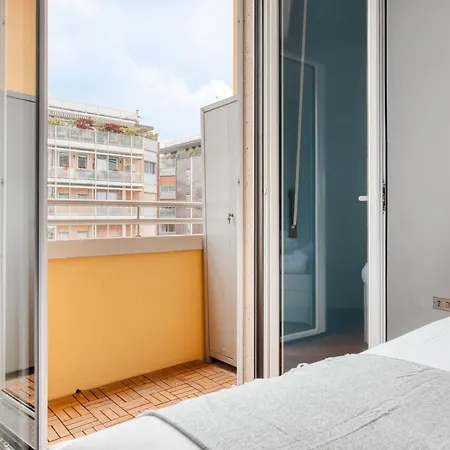 Roncaglia 25, 4 Guests And Balcony Lejlighed *