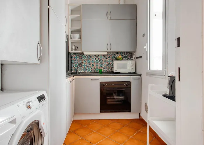 Deltico; 4 Guests In Washington Area Milano
